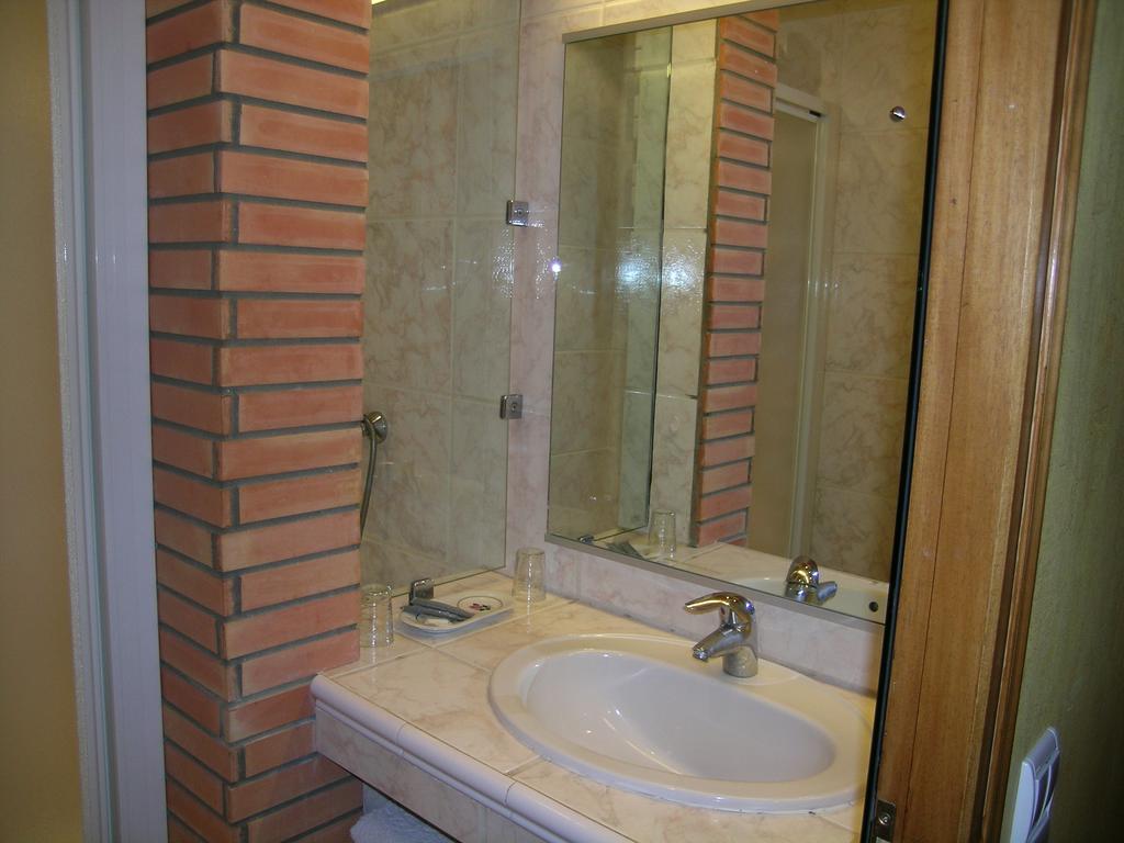 Hotel La Pergola Amelie-les-Bains-Palalda Bilik gambar
